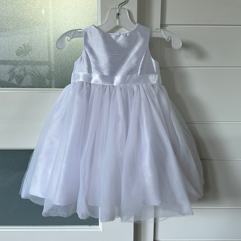 Flower girl tulle dress